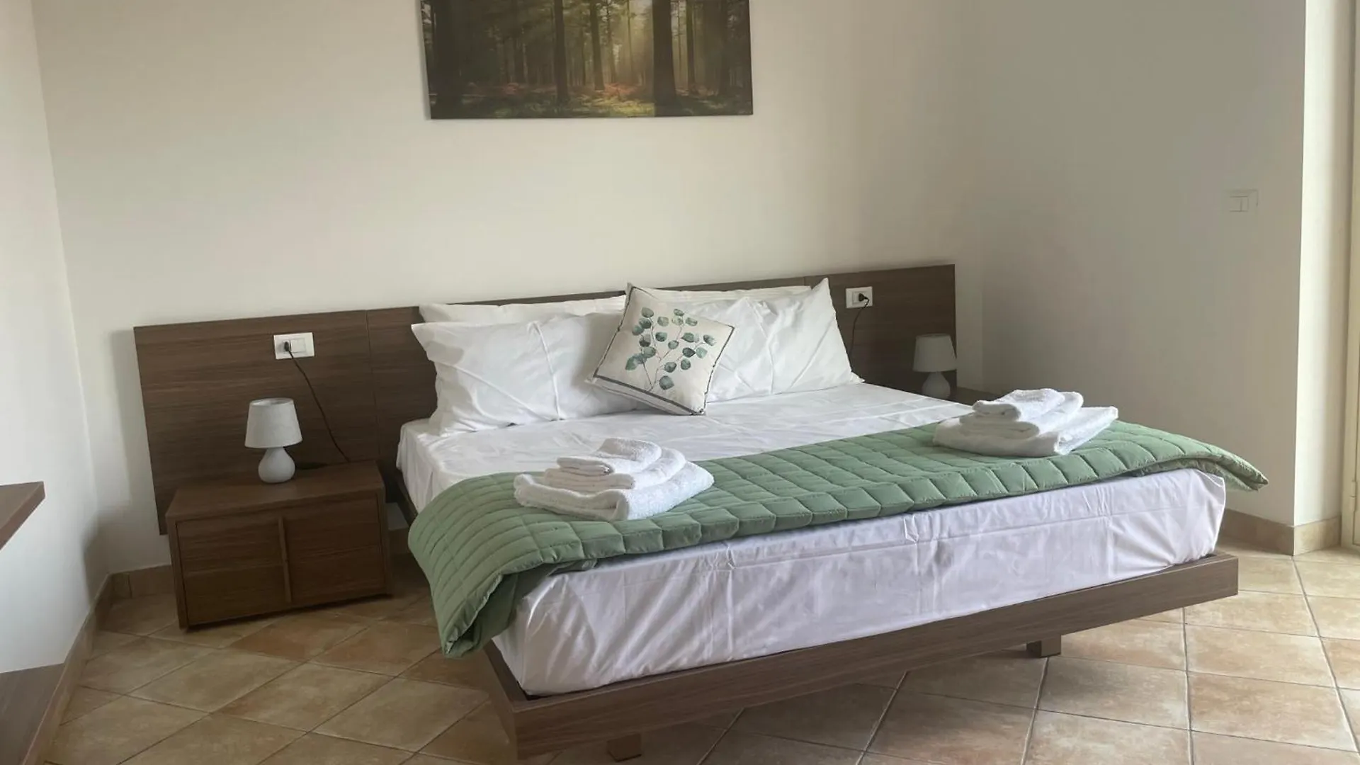 Maison De Cheeramie - Tourist Apartments Tra Mare E Etna Mascali Italia
